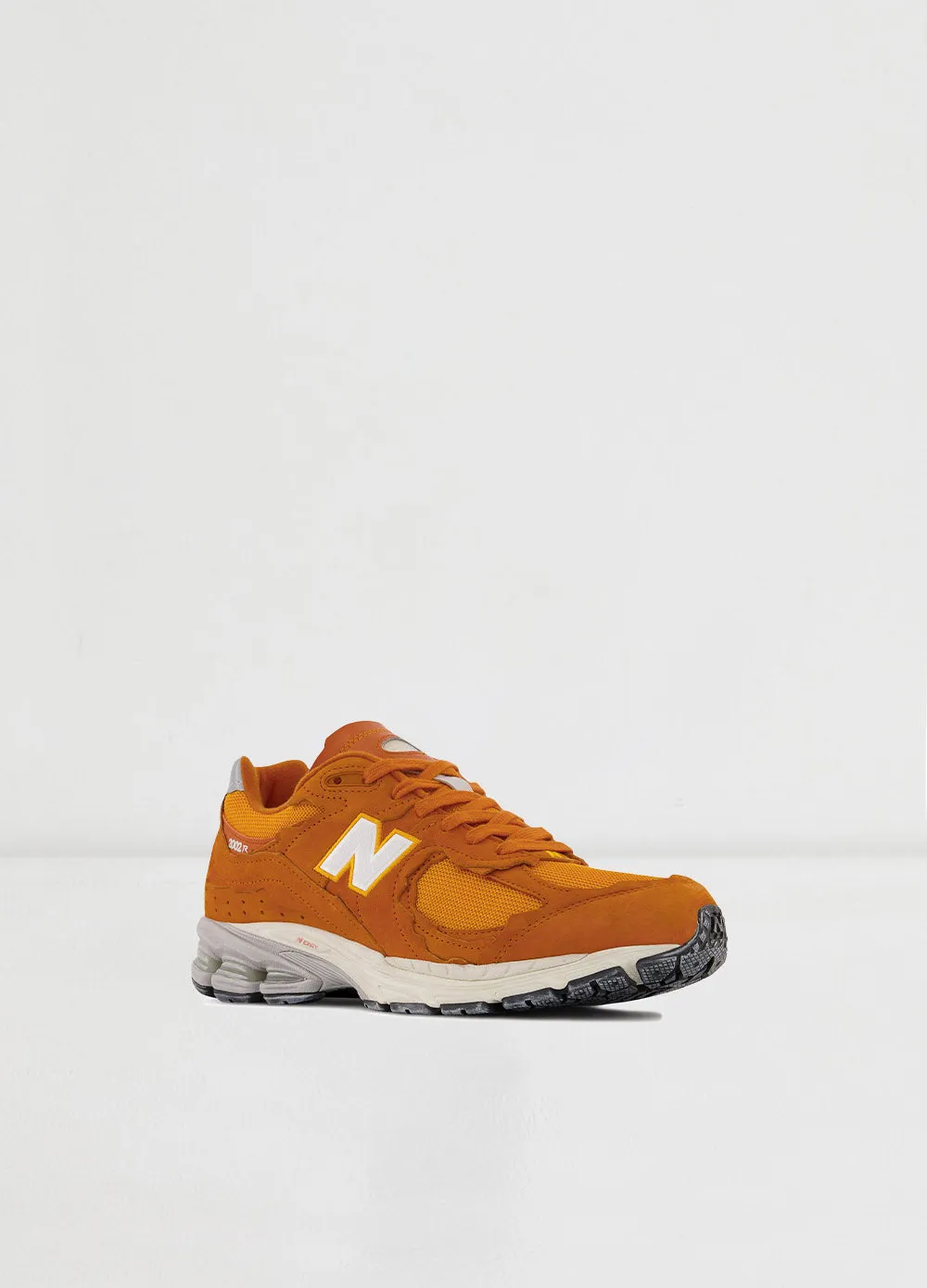 2002R Sneakers
