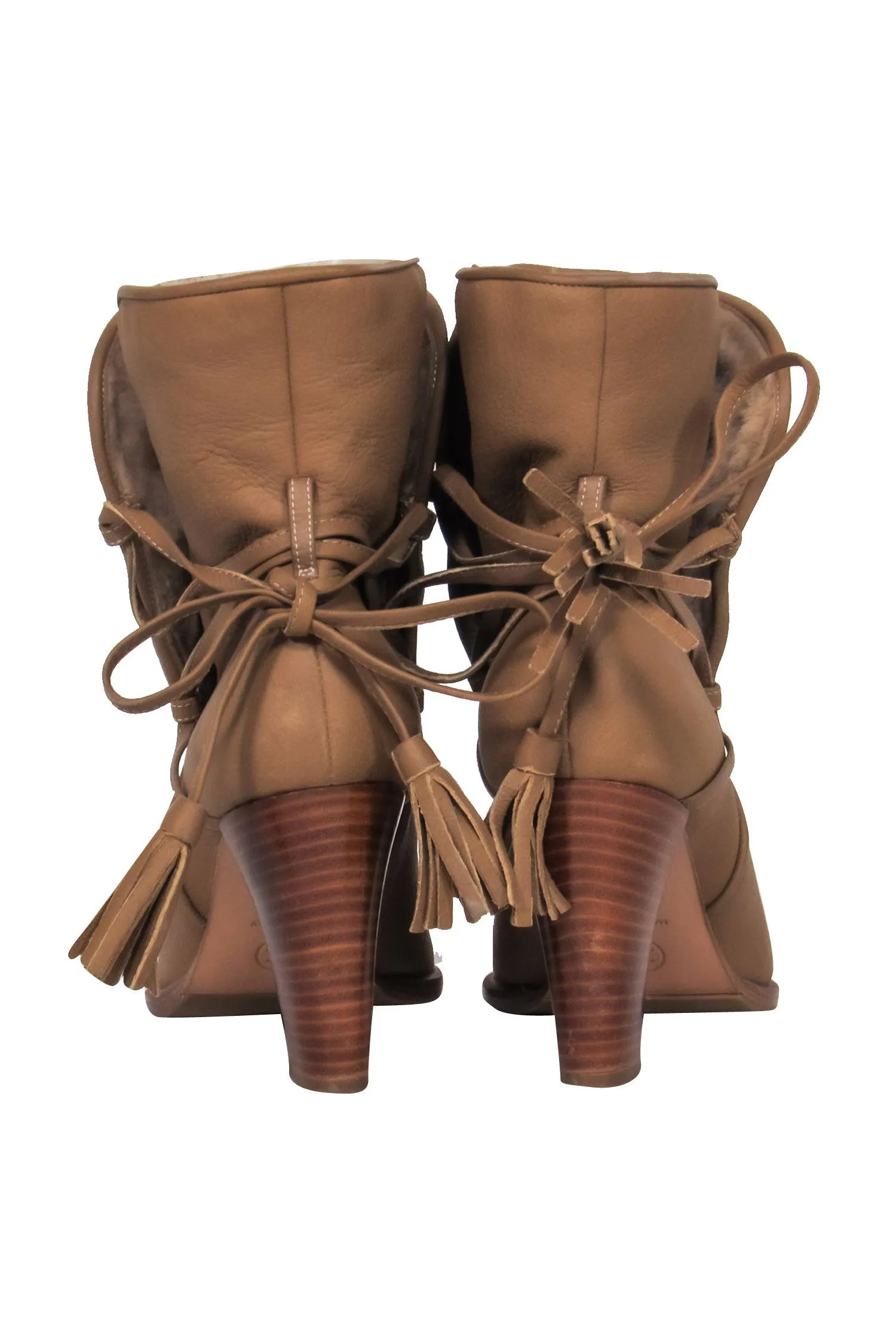 Chanel - Tan Leather Heeled Boot w/ Fuzzy Lining Sz 8