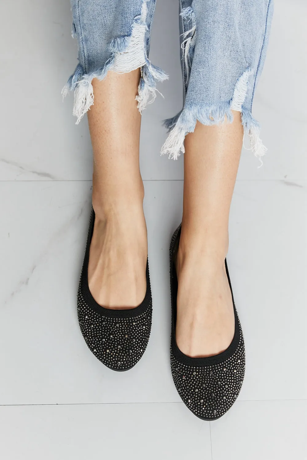 LAST ONE sz 6 Shining Star Rhinestone Flats in Black