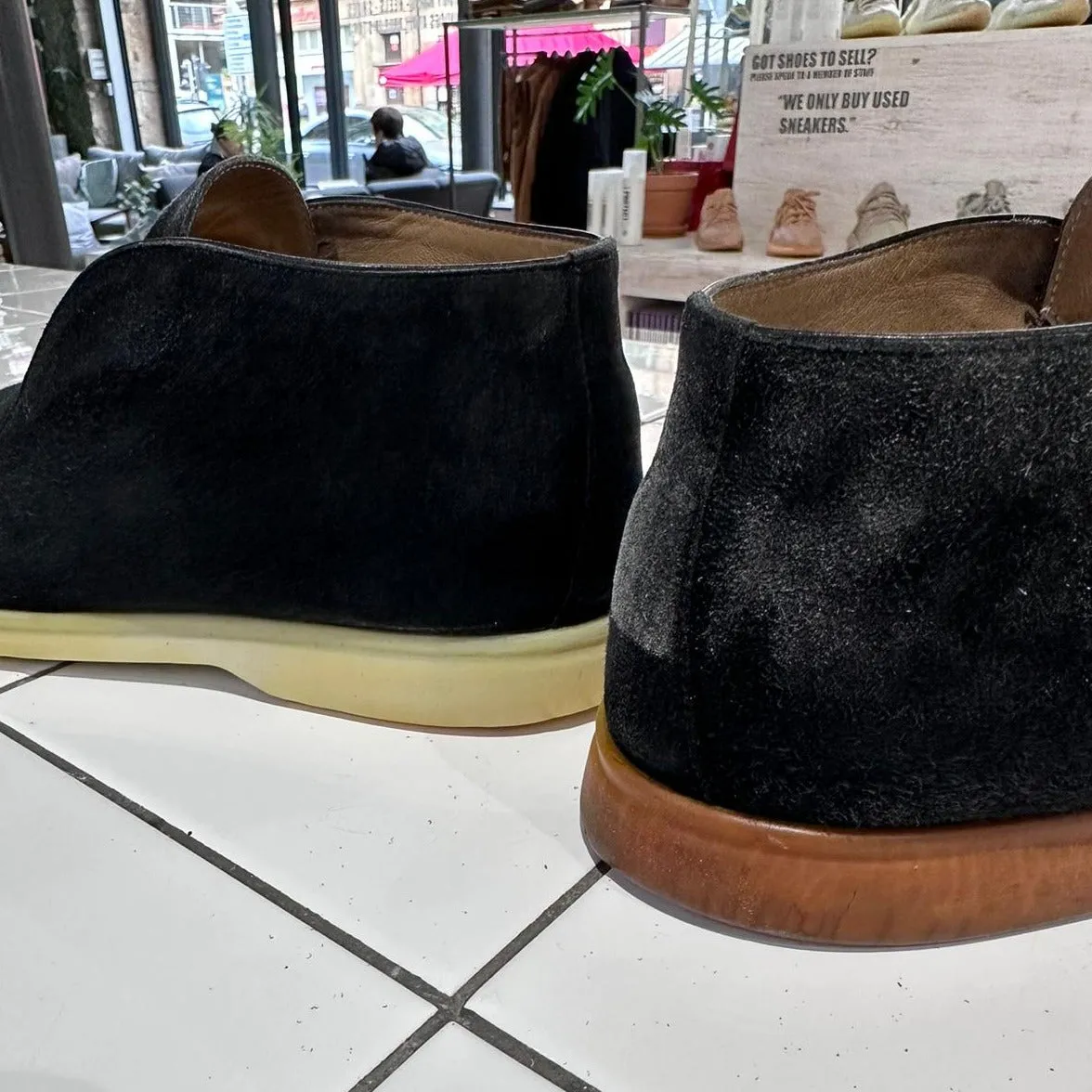 LORO PIANA SHOE SERVICES <br> WITH RETURN SHIPPING <br> PRICE - £55 