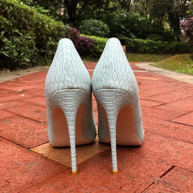 Opulessa Ebonique Slip-Ons