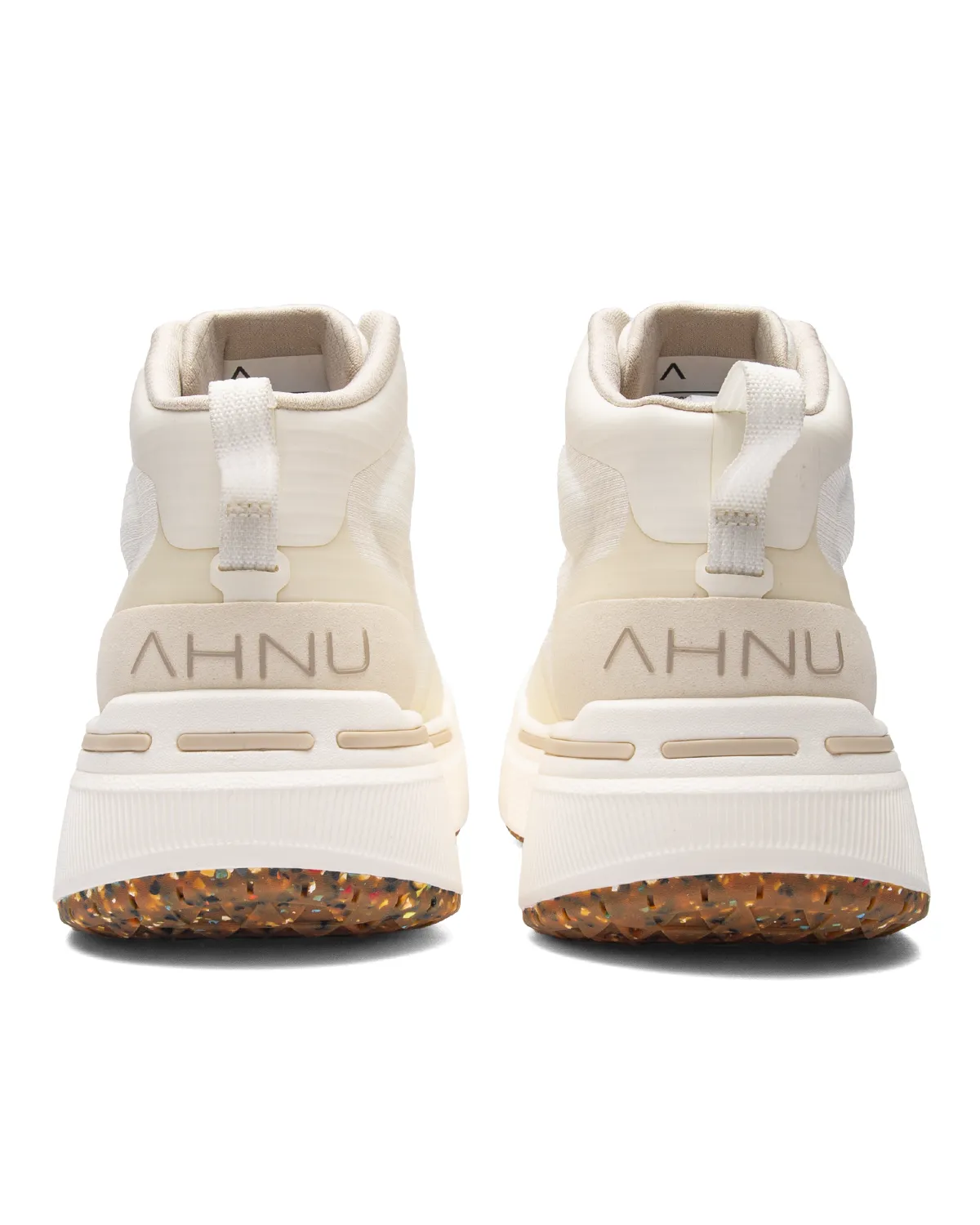 Sequence 1 Mid White / White
