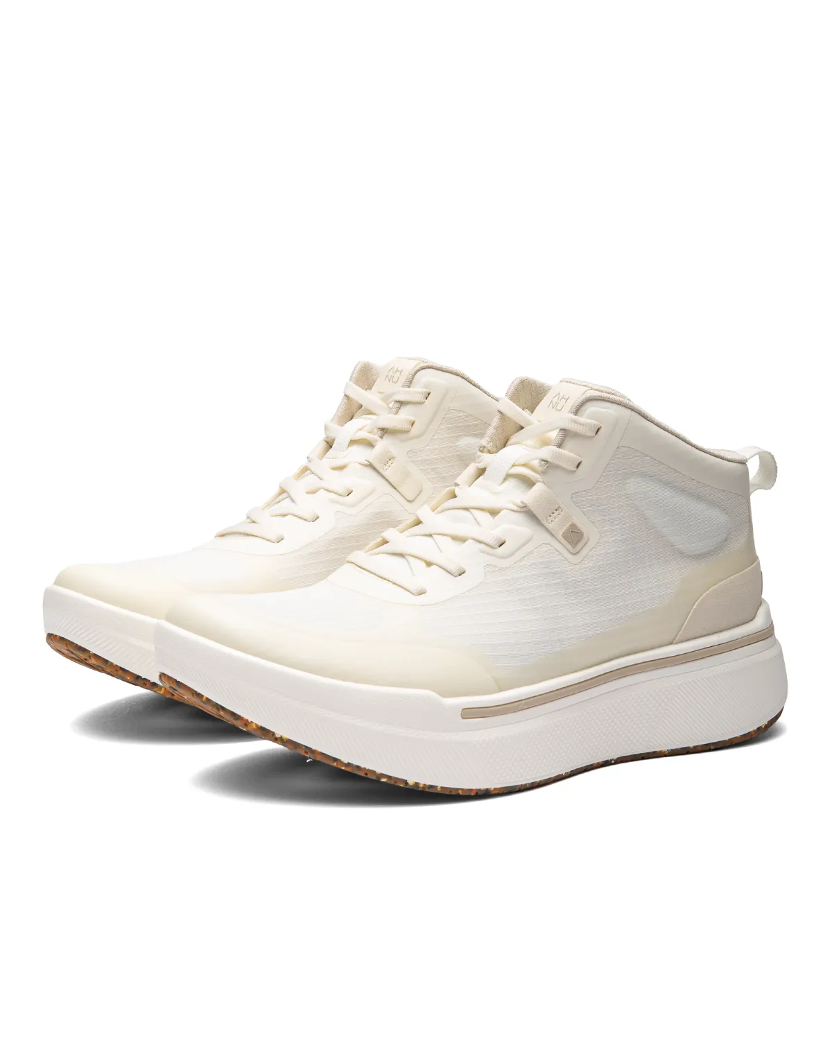 Sequence 1 Mid White / White