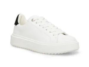 Steve Madden: Charlie in White