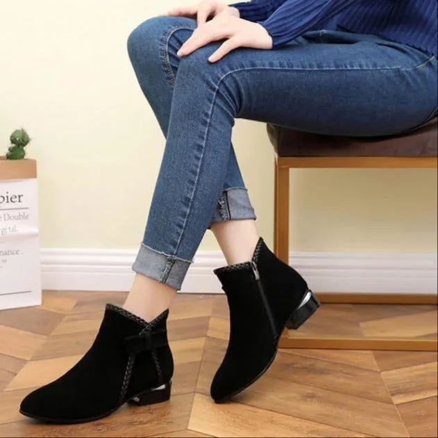 Sweet bowtie daily booties with side zipper