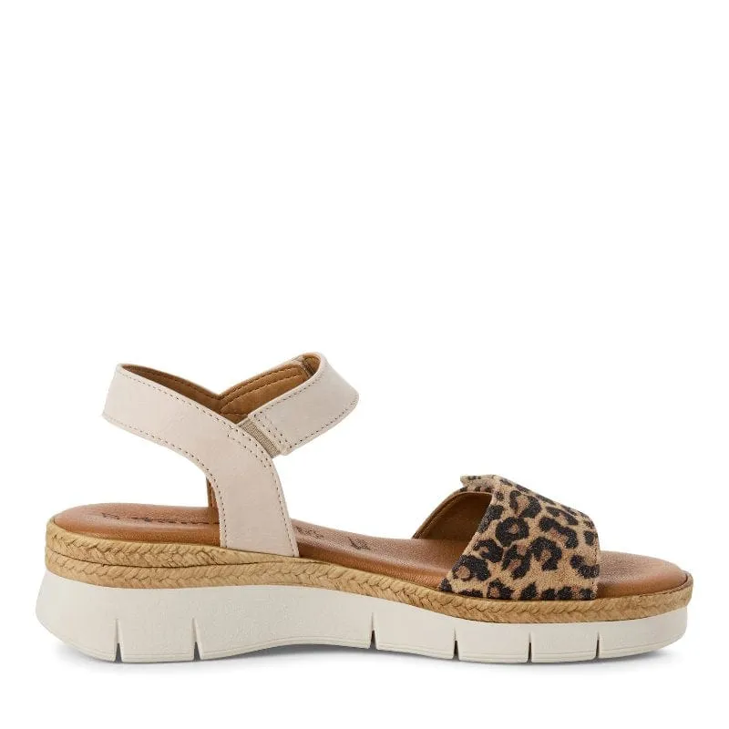Tamaris Womens Beige Slip-on Shoes 1-28220-44