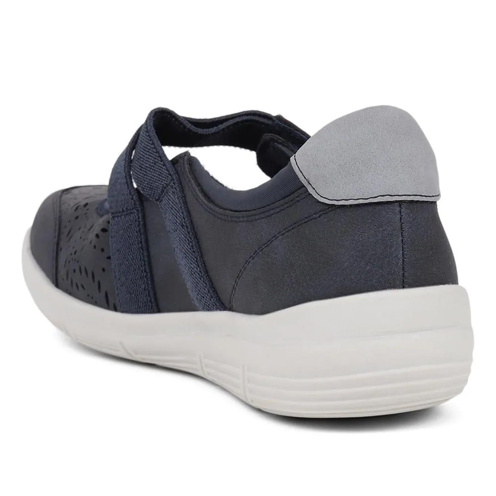 Touch-Fasten Trainer Pumps  - CENTR39019 / 324 893