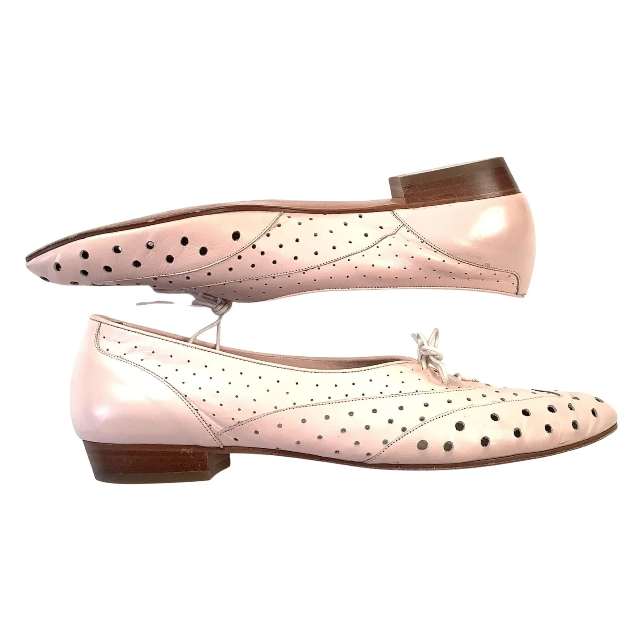 Vaneli Perforated Flats