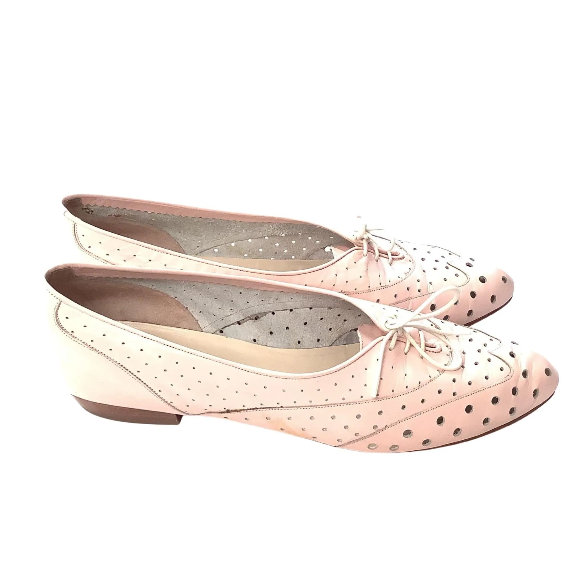 Vaneli Perforated Flats