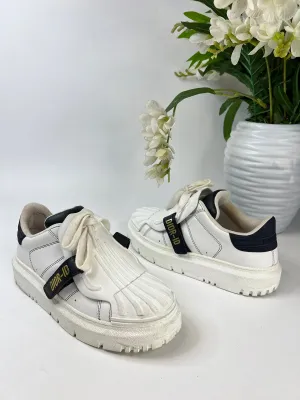 Walk n Dior Sneakers