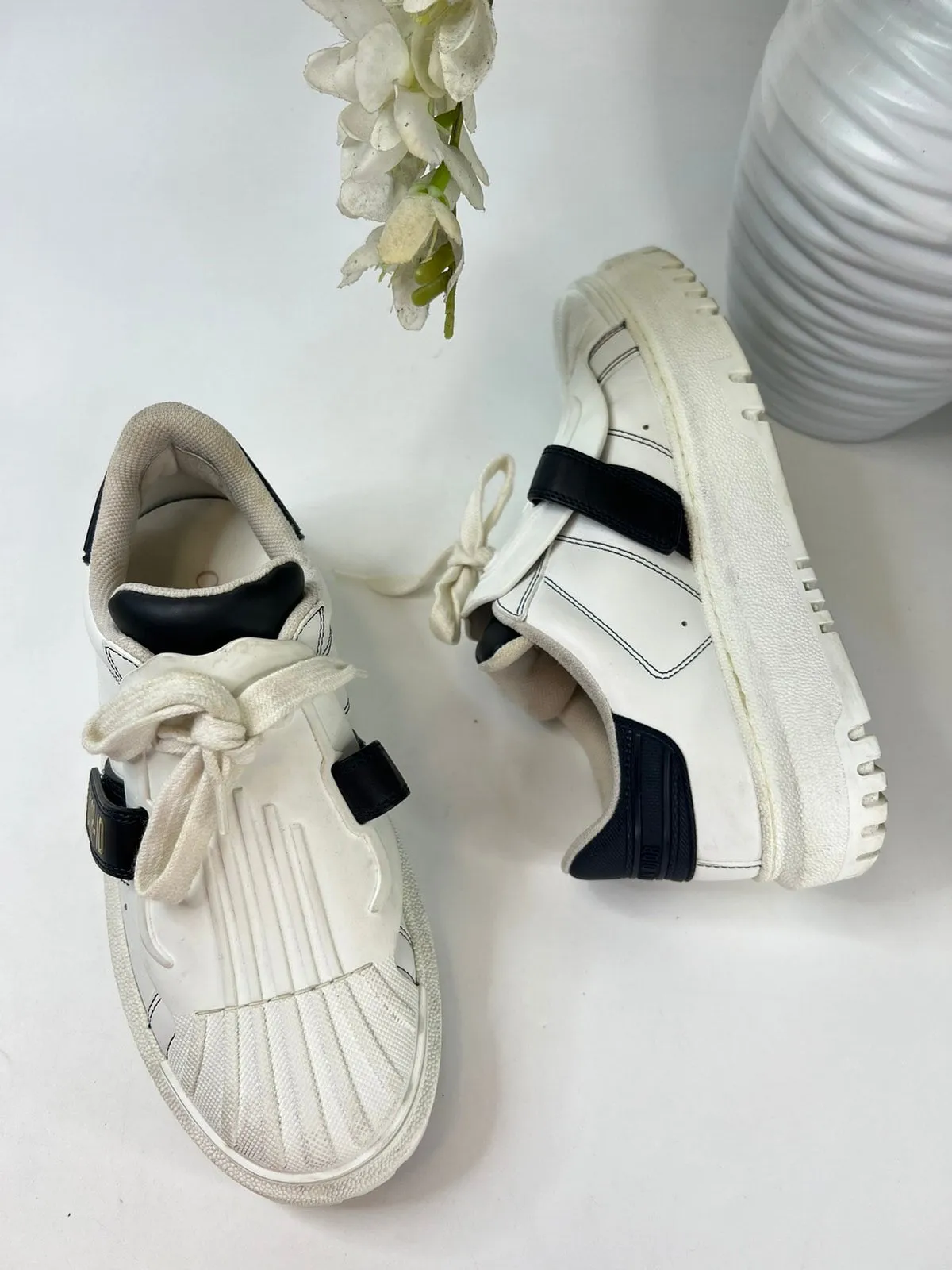 Walk n Dior Sneakers